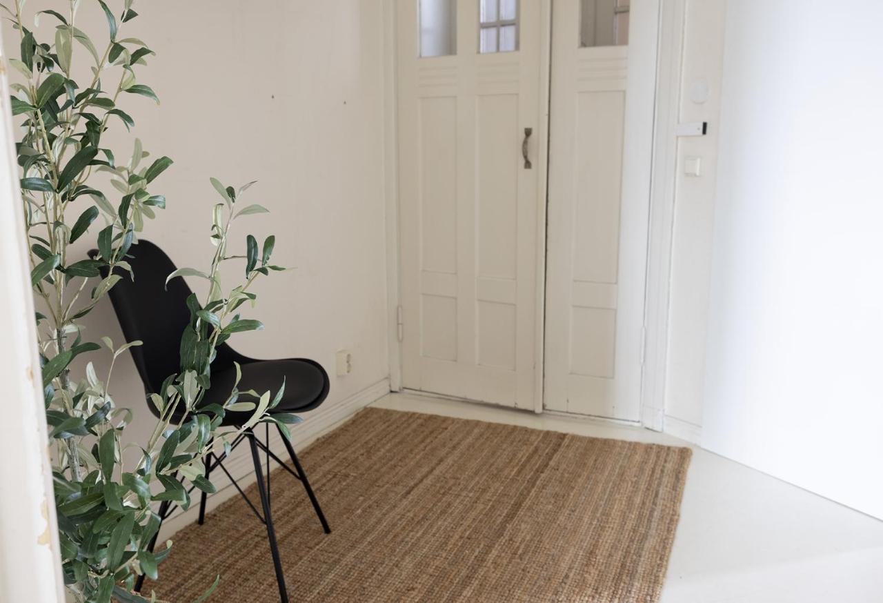 2Ndhomes City Center 2Br Apartment With Balcony And Sauna By Kaisaniemi Park Helsinki Kültér fotó